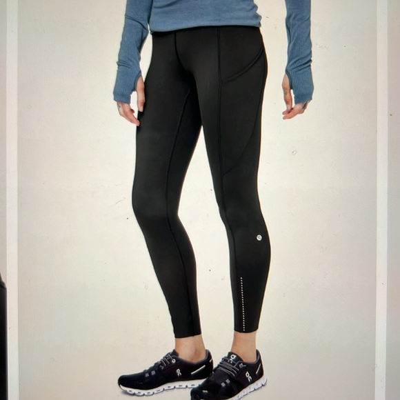 Lululemon fast & Free 7/8 tight II nulux 25” (stock pic is just to show style) - Picture 8 of 11
